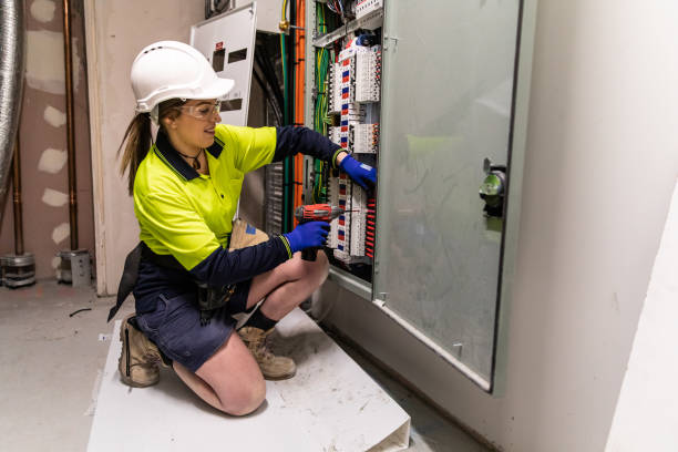 Best Licensed Electrician  in Kahoka, MO
